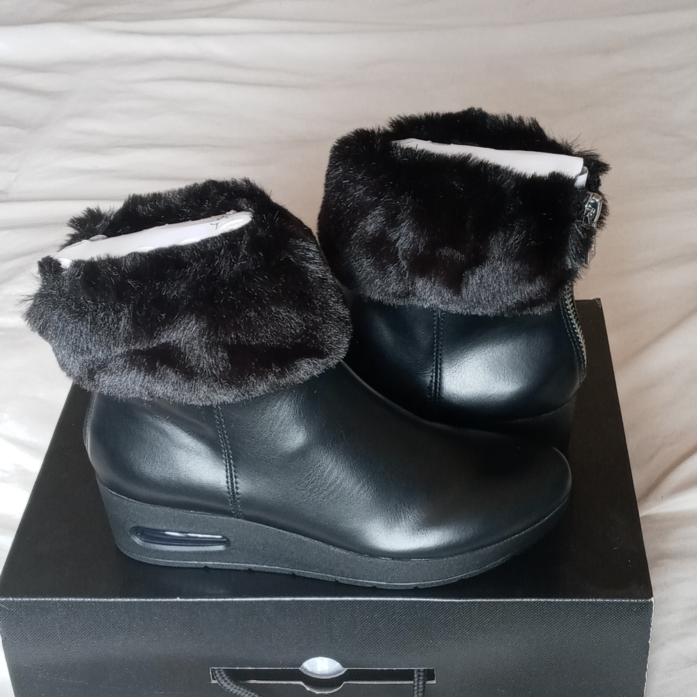 "New" DKNY Abri-Wedge Booties